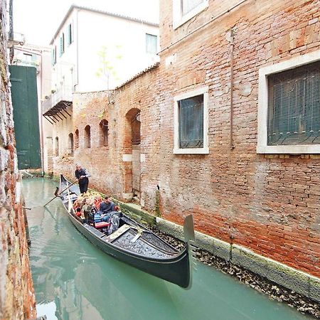 Gondola View Apartment Venice Ngoại thất bức ảnh