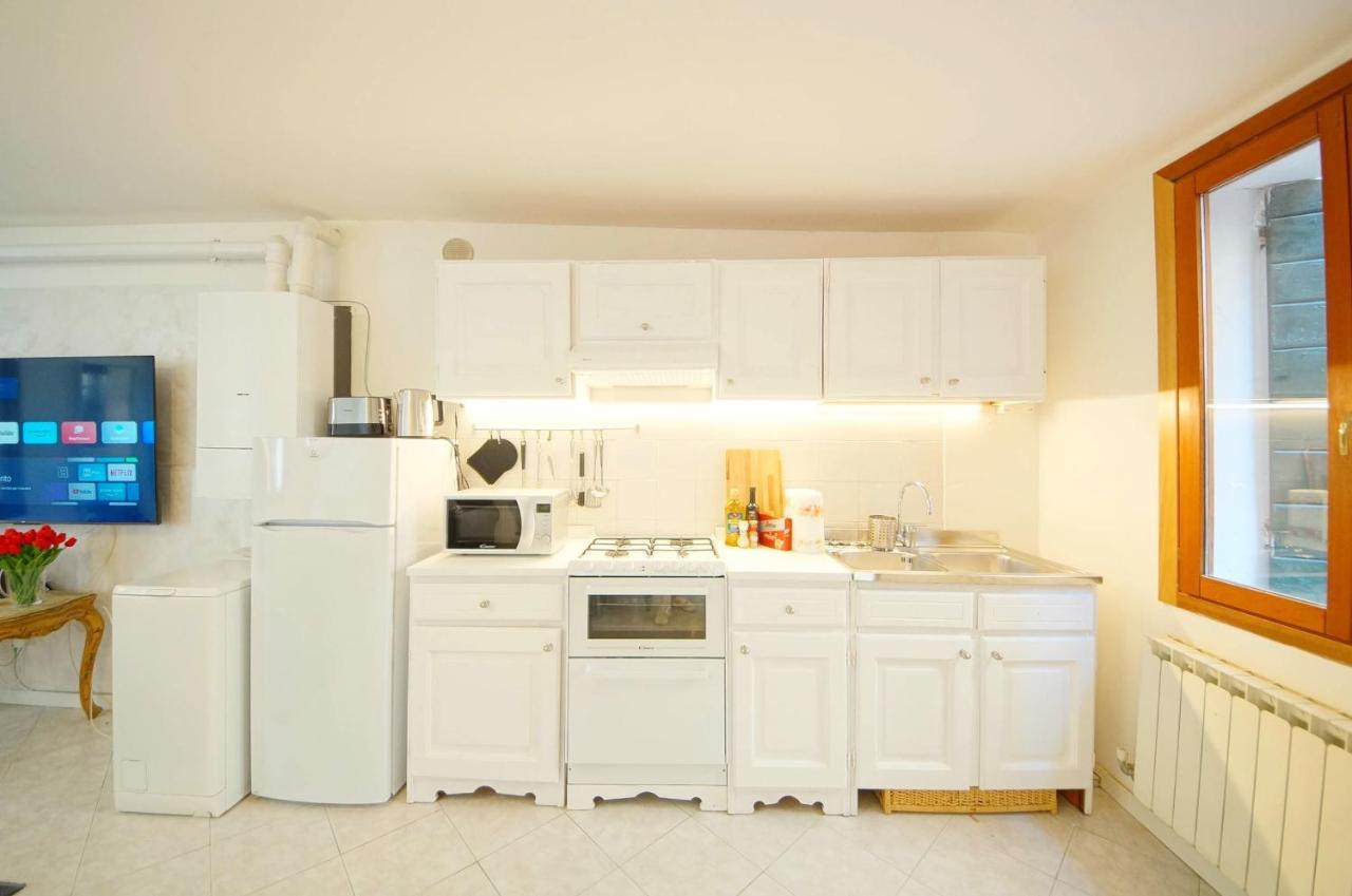 Gondola View Apartment Venice Ngoại thất bức ảnh