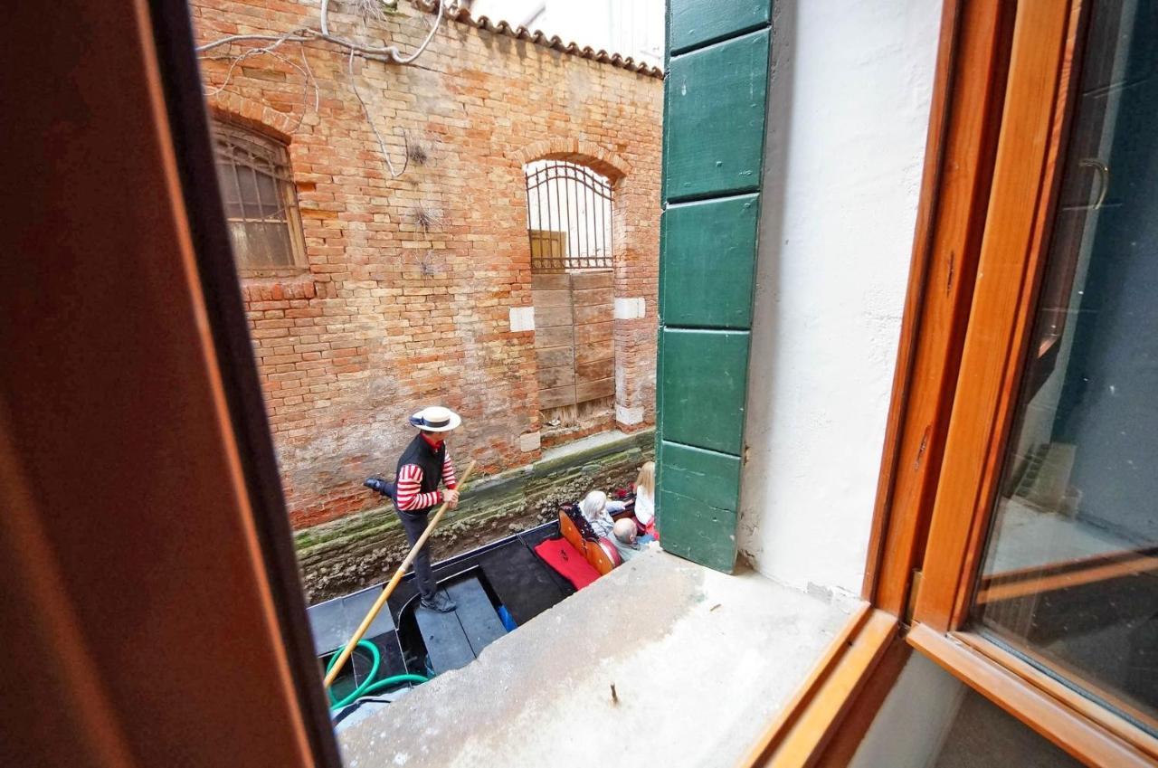 Gondola View Apartment Venice Ngoại thất bức ảnh